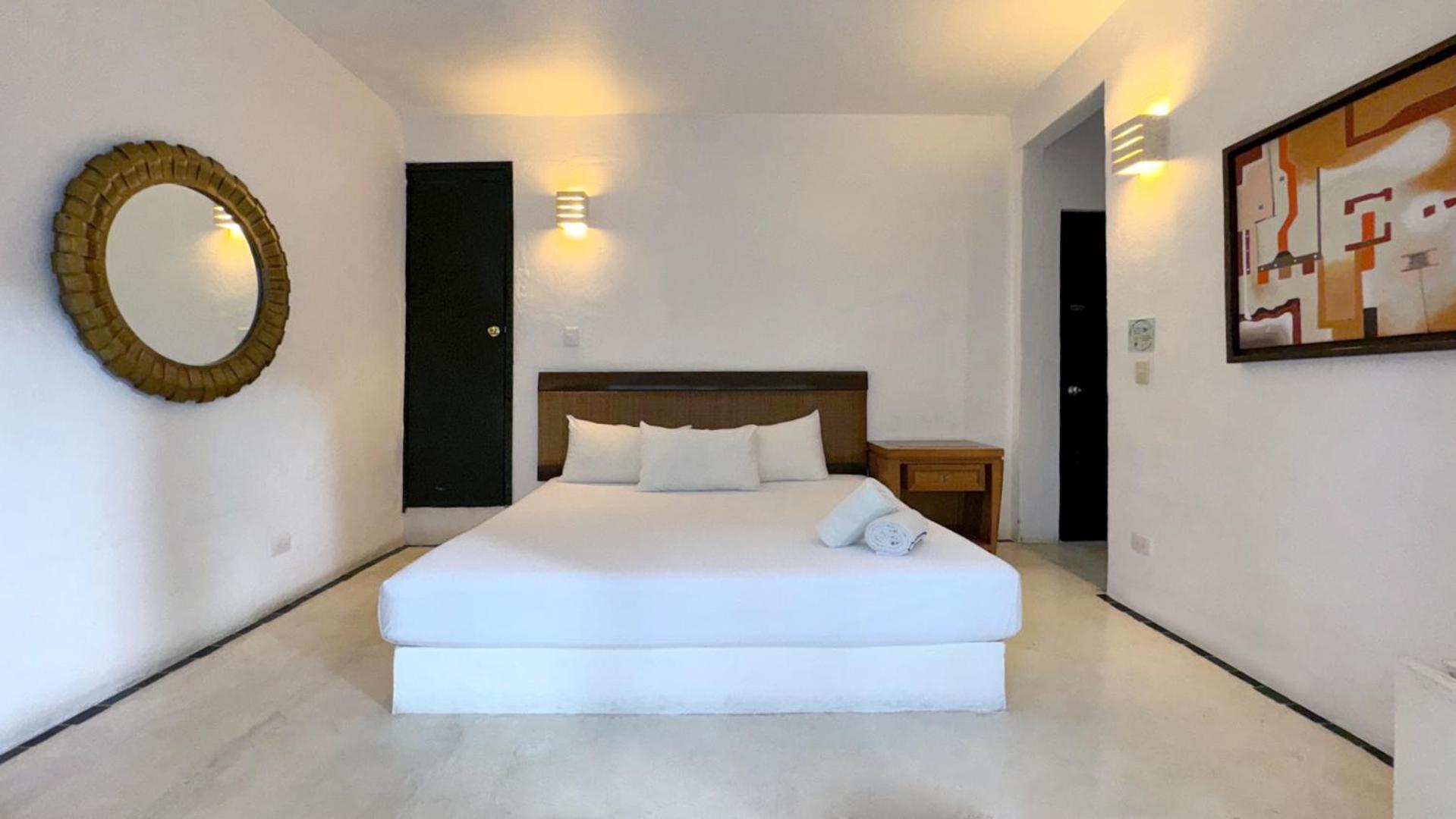 Siesta Fiesta Hotel Adults Only - 5Th Avenue Плая-дель-Кармен Экстерьер фото