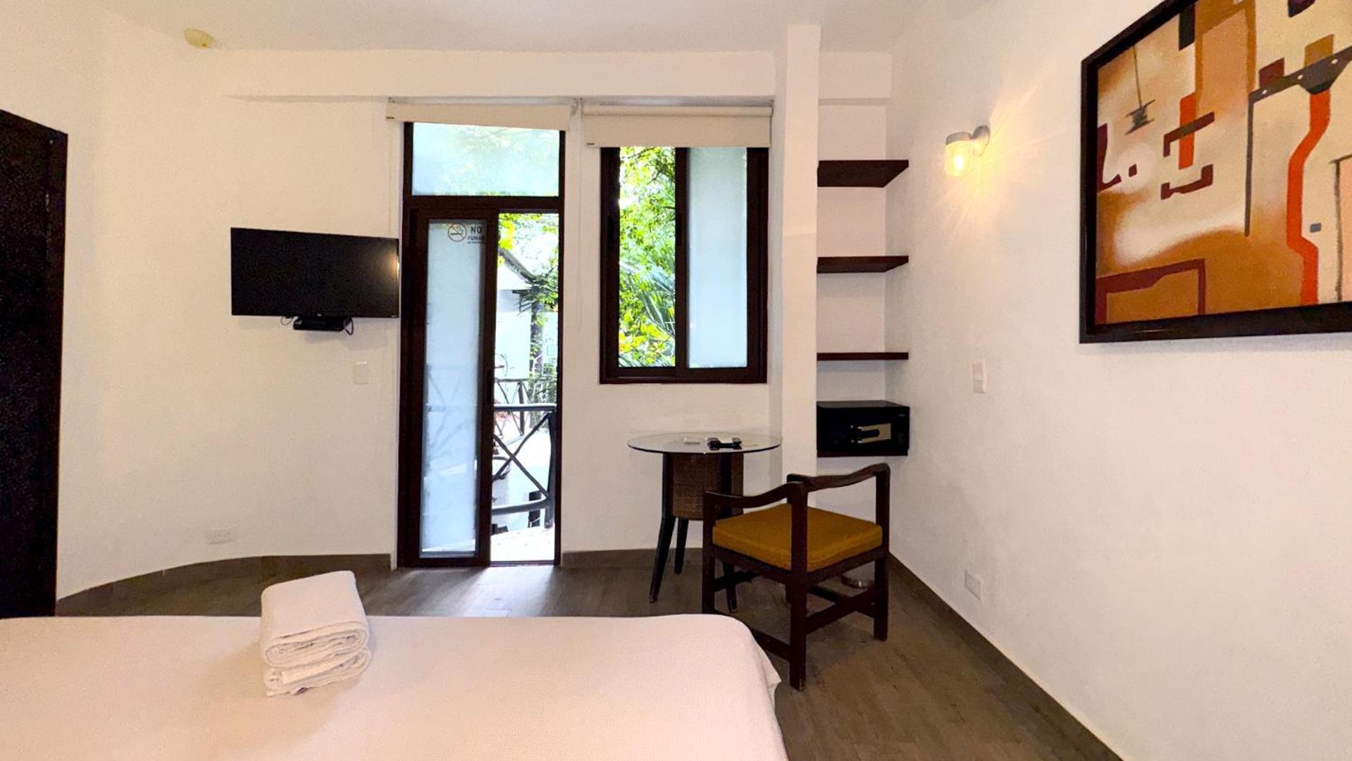 Siesta Fiesta Hotel Adults Only - 5Th Avenue Плая-дель-Кармен Экстерьер фото